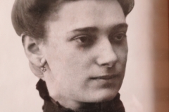 4 TERESA AUZMENDI EZKONBERRIA-1900- 2